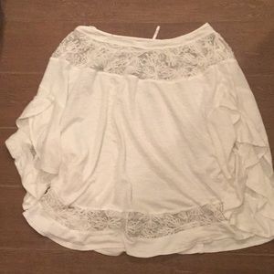 Free people flowy blouse lace detail M